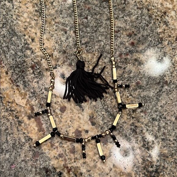 NWT Express Elegant Black and Gold Necklace with Lariat detail - Picture 5 of 11